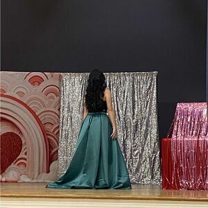 Bought it and wore once for a pageant and put it in the closet ain’t touched it!